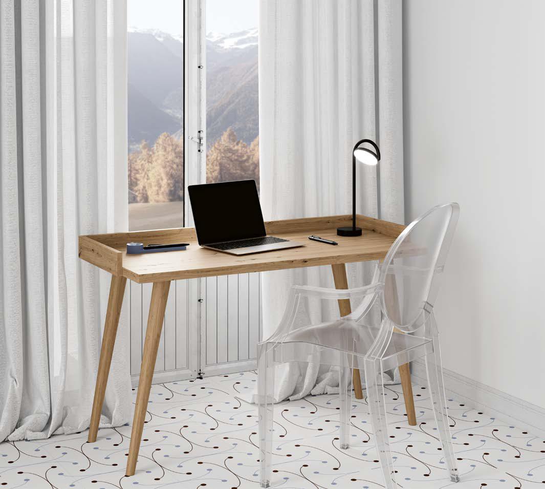Mesa de estudio o despacho de cristal y base blanca con diseño barata.